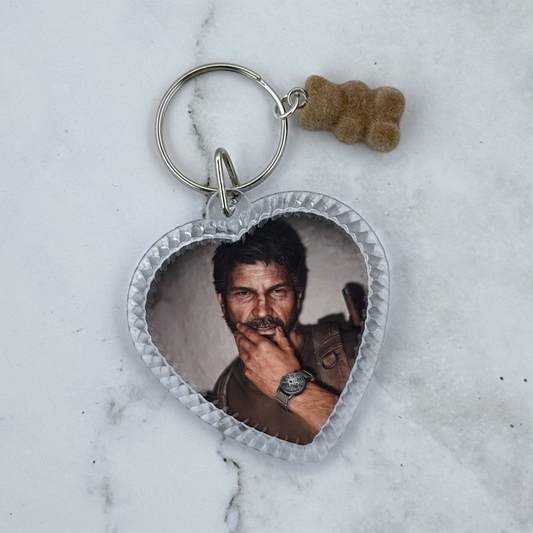 Joel Miller Heart Shaped Keychain – The Last of Us